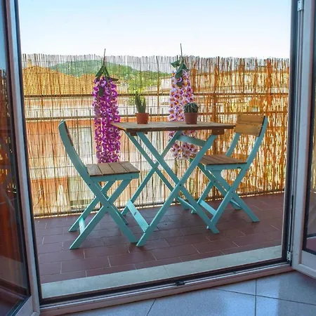 Komorebi Cinque Terre & Lunigiana Apartment